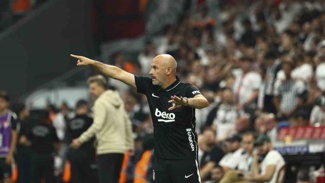Vincenzo Italiano'dan Galibiyet Sonrası Değerlendirme: 'Daha İyi Bitirmemiz Gerekiyor'