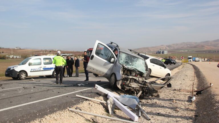Siirt’te zincirleme trafik kazası: 2 kişi hayatını kaybetti, 2 kişi yaralandı