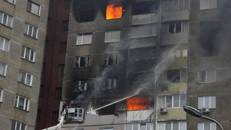 Rusya, AB dış politika şefi Borrell’in ziyareti sırasında Ukrayna’yı vurdu