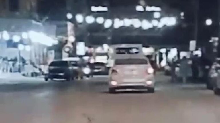 Katil İsrail Batı Şeria’da bir aracı bombaladı: 2 Filistinli öldü