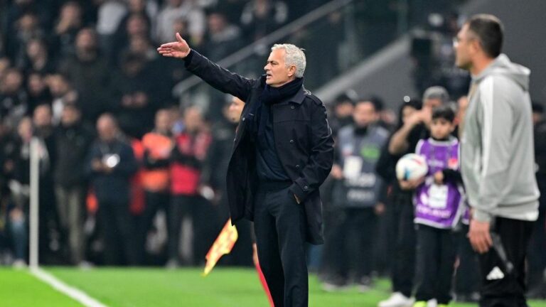 Son dakika spor haberleri | Jose Mourinho'nun Beşiktaş derbisi sonrası açıklaması