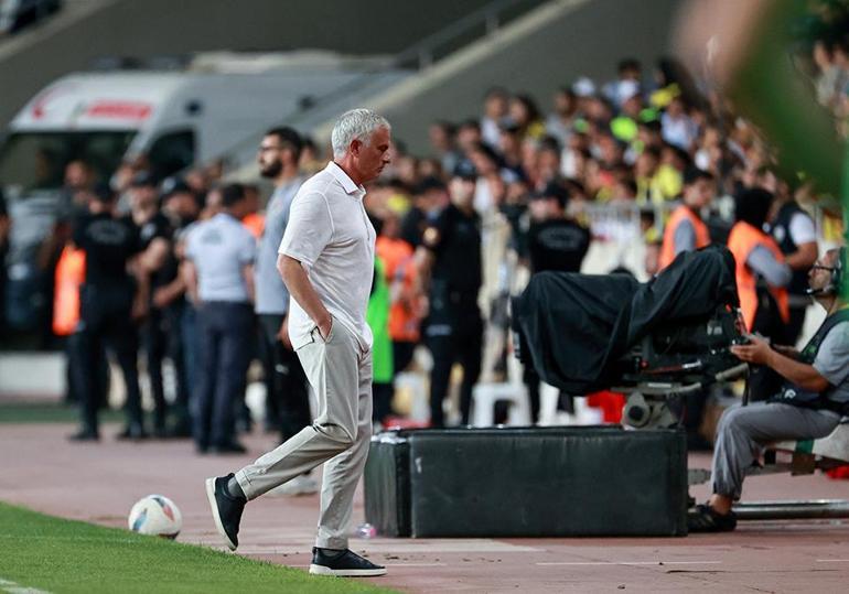 Fenerbahçe Jose Mourinhoya'nın koçu